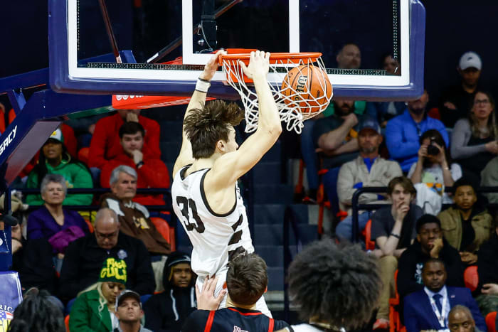 Mount Carmel Mt Zion Illinois boys basketball March 8 2024 Nate Latsch 26591
